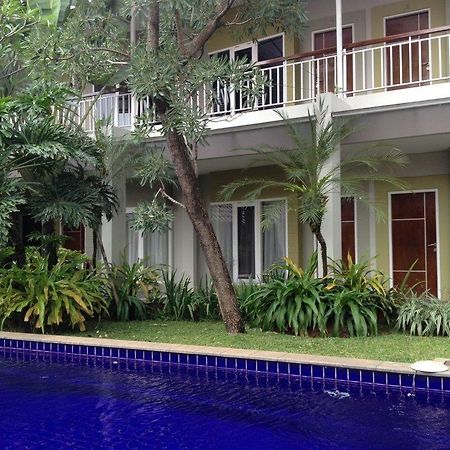 Topaz Guest House Jakarta Extérieur photo